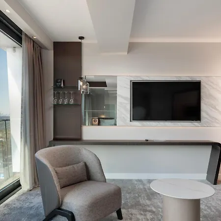 Otel Marine By Zdrojowa 5*