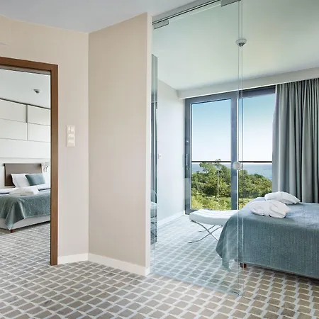 Marine By Zdrojowa Otel 5*