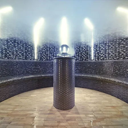 兹德罗约瓦海洋酒店 科沃布热格