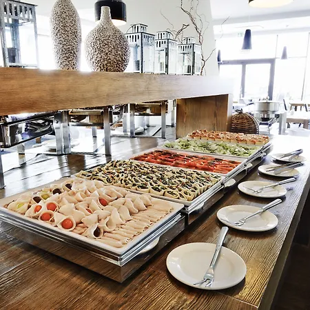 Marine By Zdrojowa Otel 5*