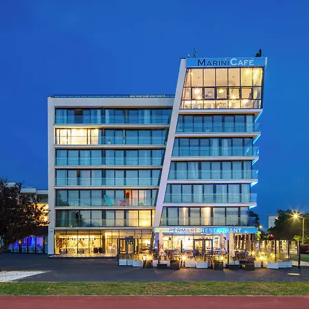 Otel Marine By Zdrojowa