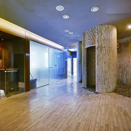 Hotel Marine By Zdrojowa Kolobřeh