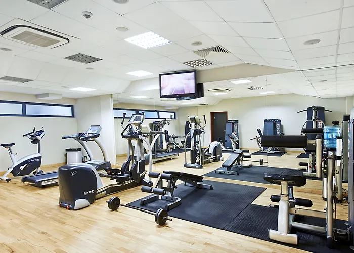 Marine By Zdrojowa מלון 5*