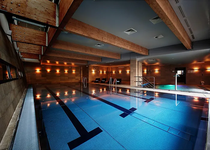 מלון Marine By Zdrojowa 5*