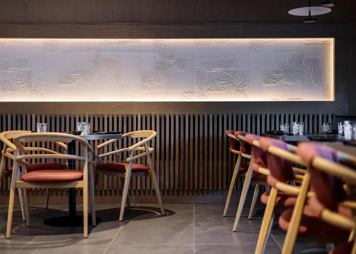 מלון Marine By Zdrojowa 5*