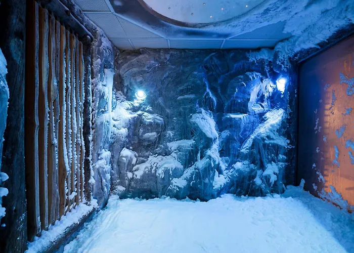 מלון Marine By Zdrojowa 5*