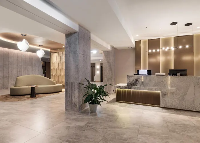 Marine By Zdrojowa מלון 5*