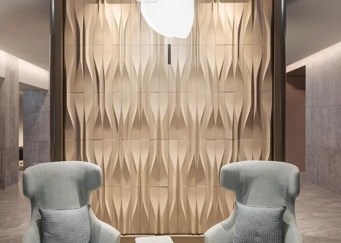 מלון Marine By Zdrojowa 5*