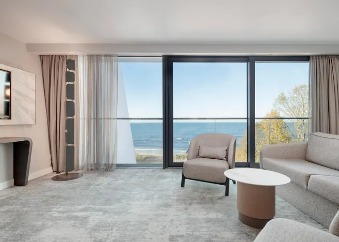 Marine By Zdrojowa מלון קולובז'ג