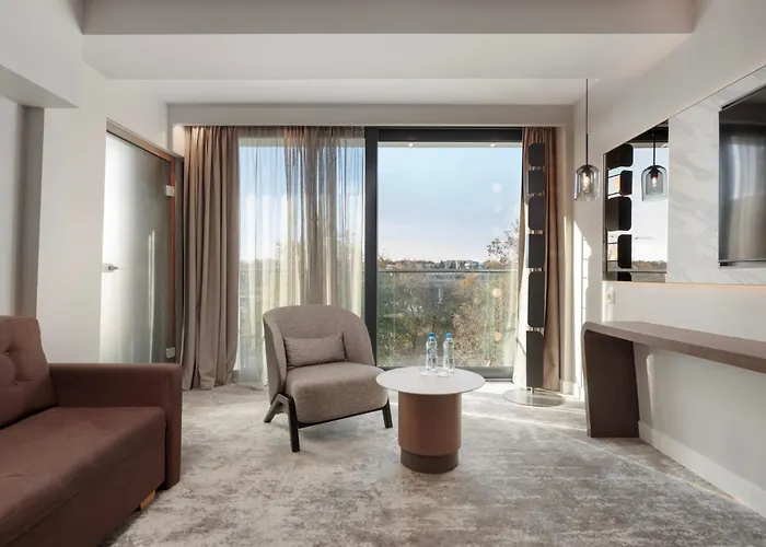 Marine By Zdrojowa מלון