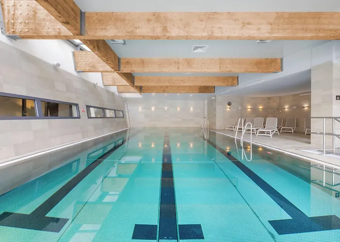 Marine By Zdrojowa קולובז'ג